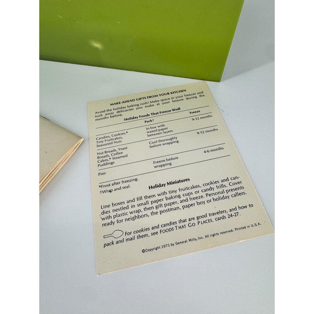Vintage 1971 Betty Crocker Recipe Card Library COMPLETE 672 Cards Green Box - Picture 8 of 14